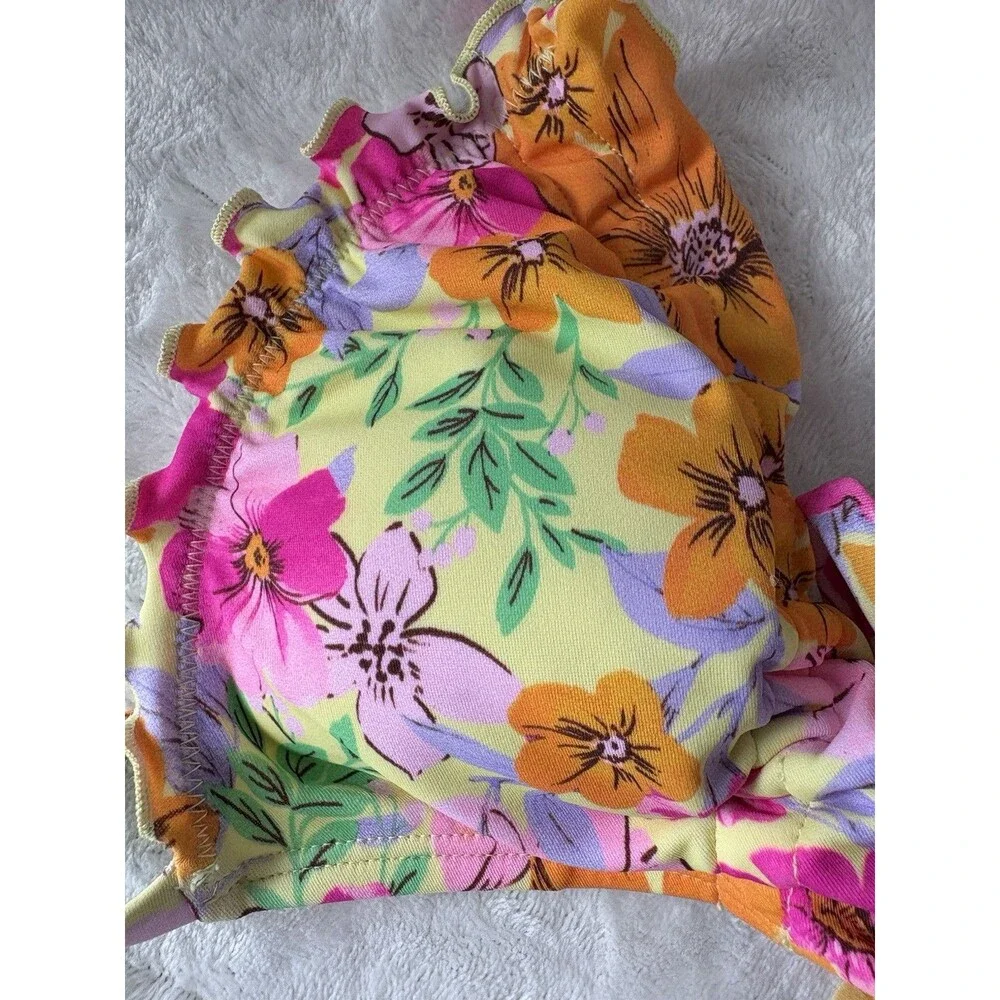 NEW Women’s Wild Fable Bikini Top - Size XSmall